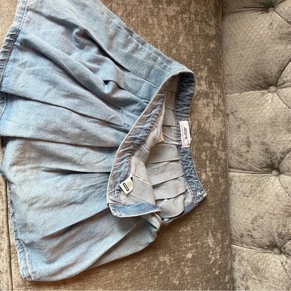 baby blue Jean skirt - Picture 2 of 4
